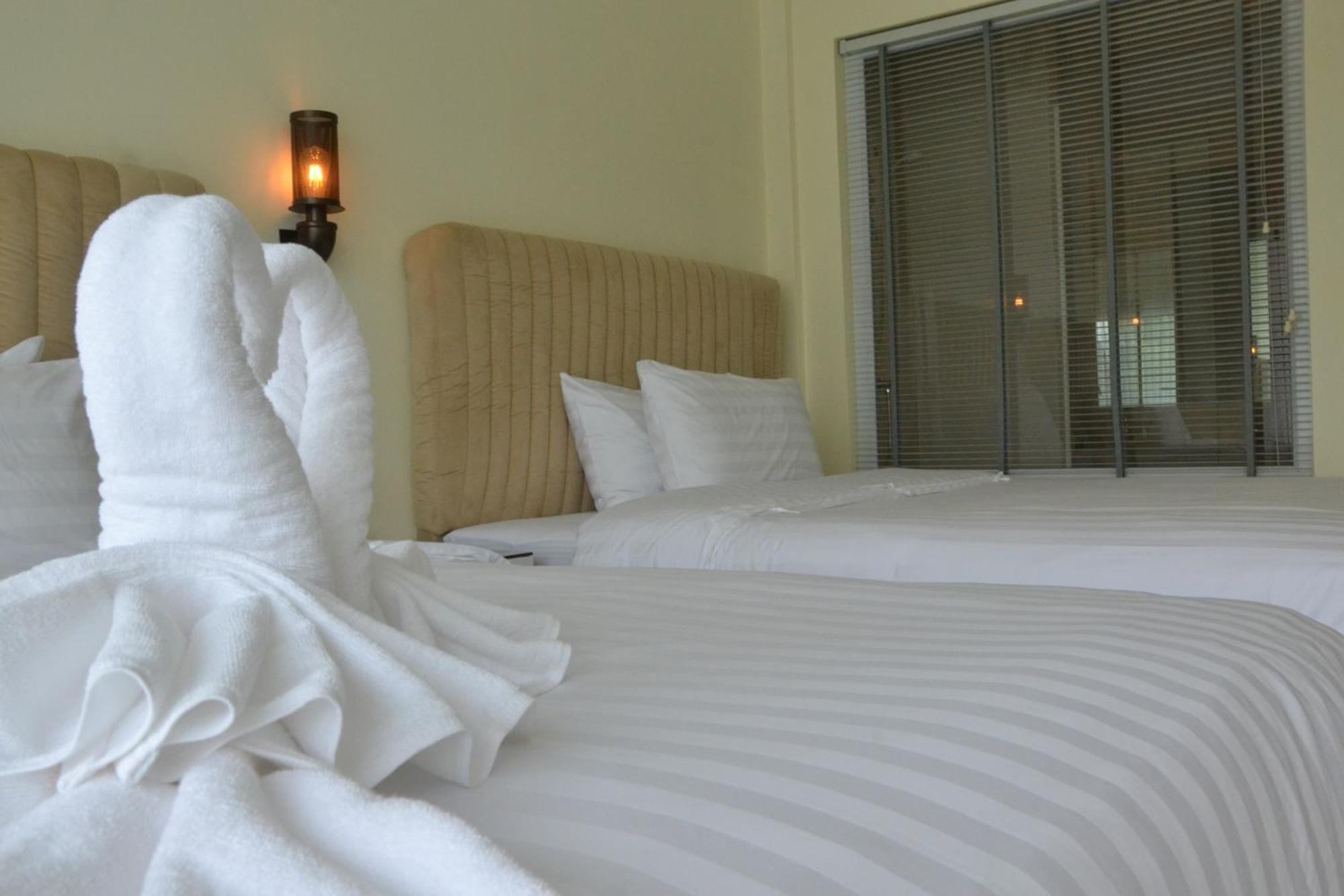 צ'ומפון Southgate Residence Hotel - Sha Certified חדר תמונה