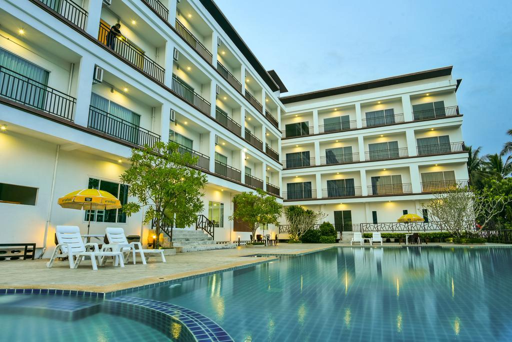 צ'ומפון Southgate Residence Hotel - Sha Certified מראה חיצוני תמונה