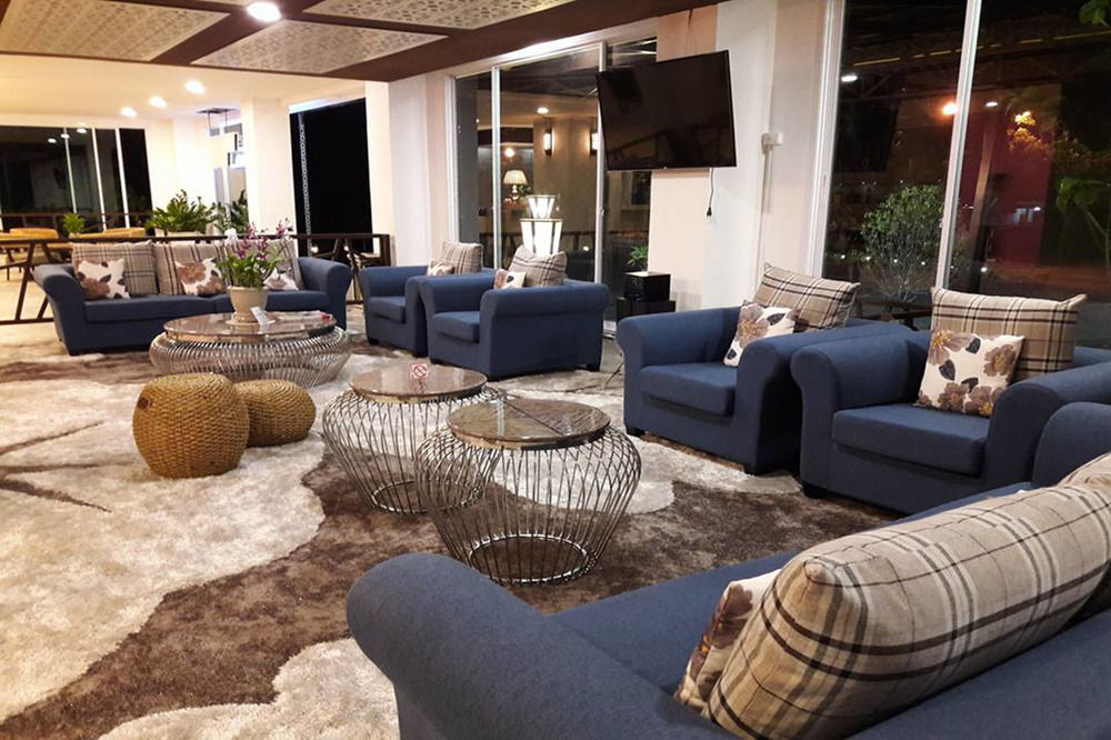 צ'ומפון Southgate Residence Hotel - Sha Certified מראה חיצוני תמונה